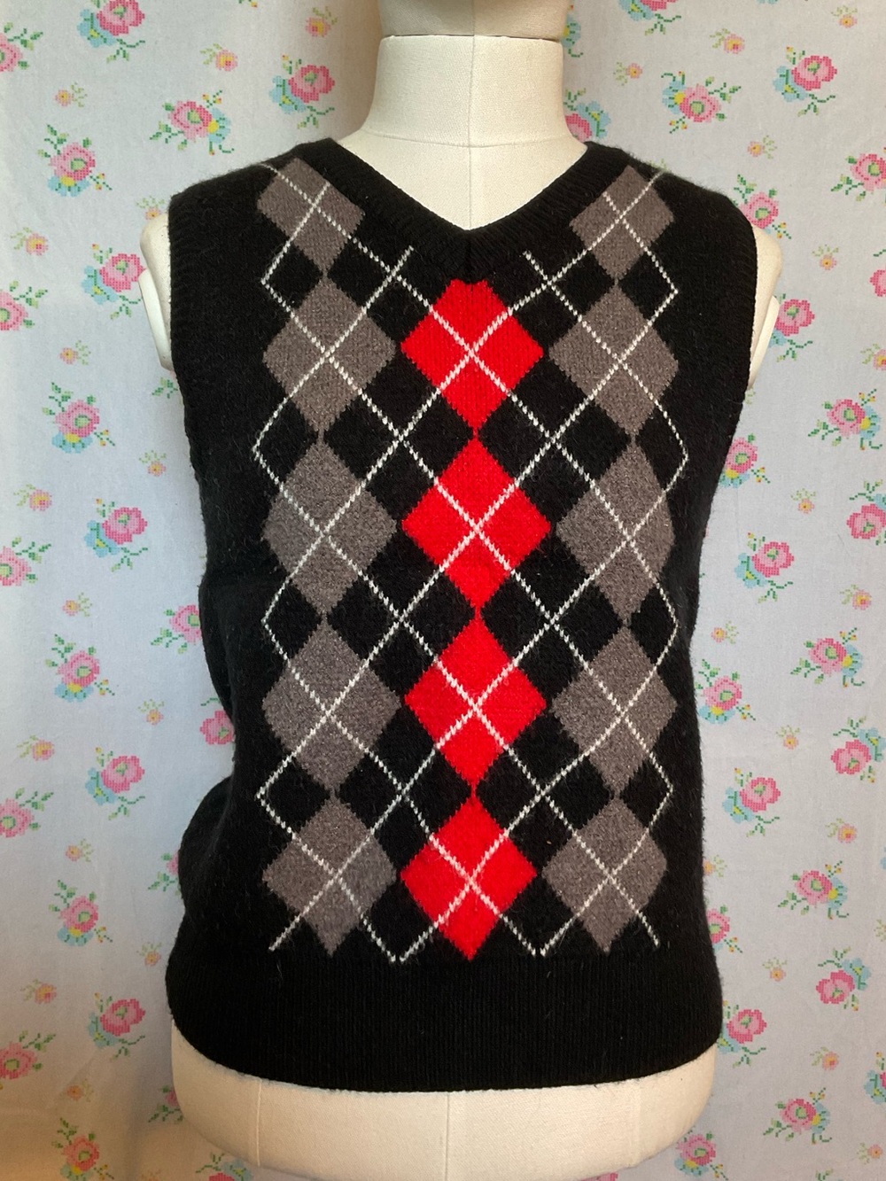Black and Red Argyle Sweater Vest